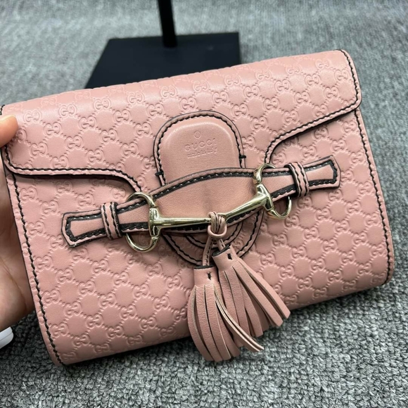 100% Authentic Gucci  Emily Shoulder Bag 570-101724 - Picture 3 of 13